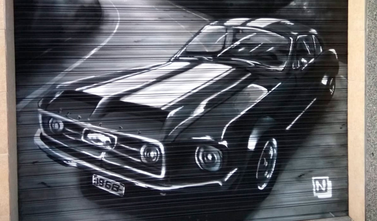 GRAFFITI-MURAL-MUSTANG_G